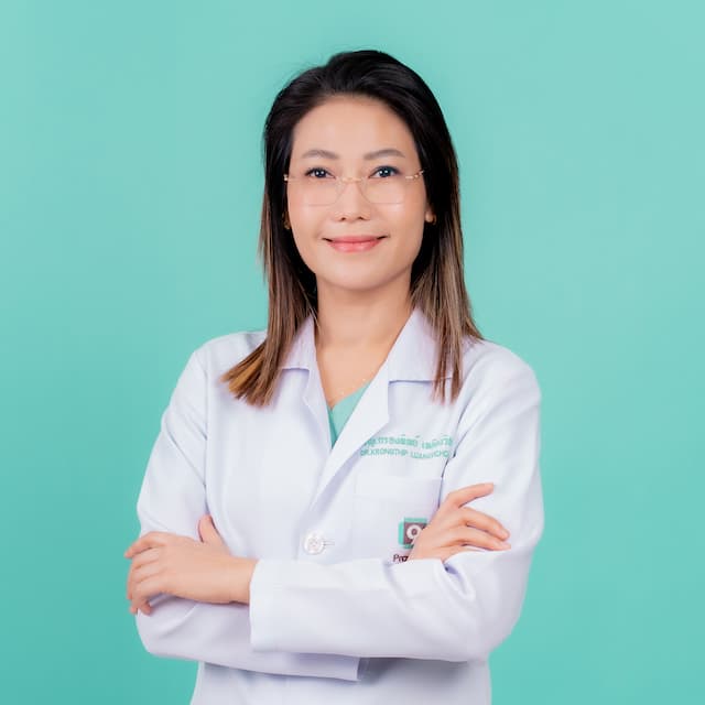 พญ. กรองทิพย์ เหลืองวิชชเจริญ