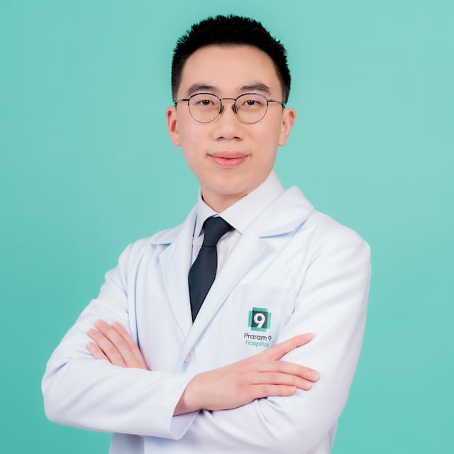 นพ. ปณชัย  ศิลป์สัมฤทธิ์