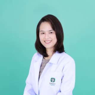 พญ. รติกร  สุนทรารัตน์พงษ์