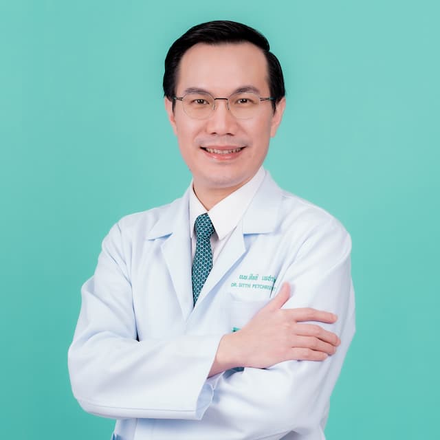 นพ. สิทธิ เพชรรัชตะชาติ