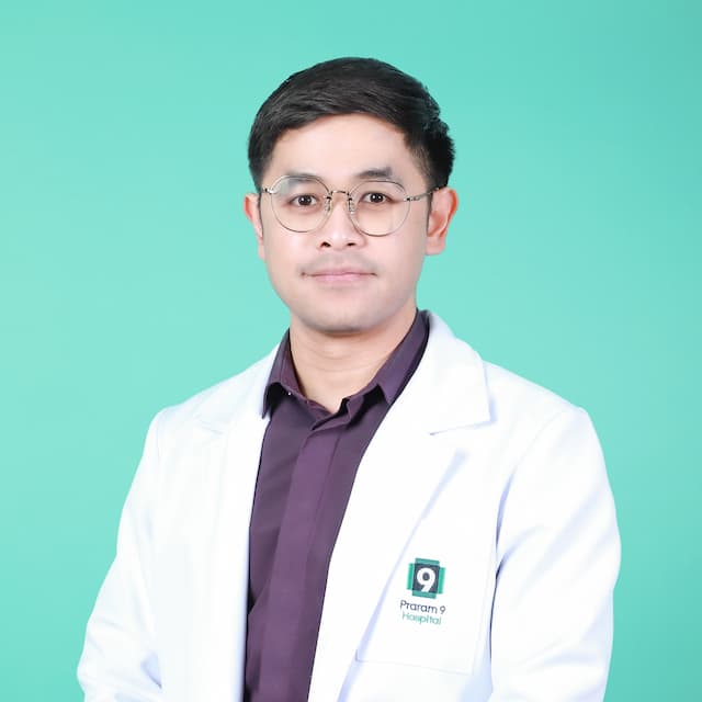 นพ. ธนานันต์ นุ่มแสง