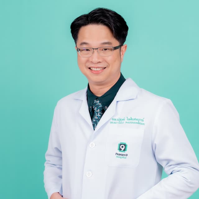 NUTTAVUT  PHAISINSOMBOON,M.D.