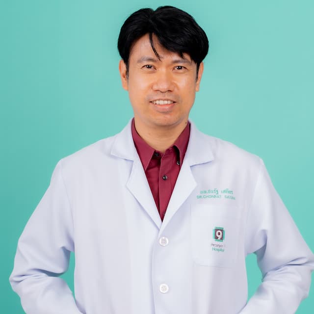 นพ. ชนรัฐ เสถียร